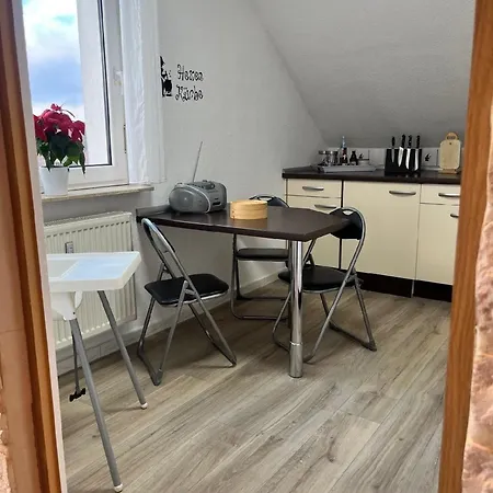 Komfortables In Warnstedt Mit Grill, Garten Und Terrasse * Thale