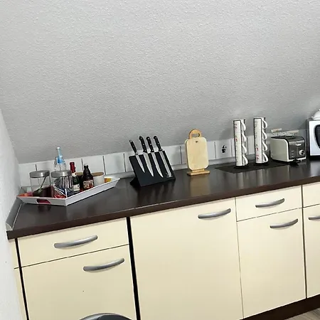 Komfortables In Warnstedt Mit Grill, Garten Und Terrasse Thale