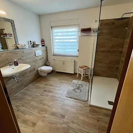Holiday home Komfortables In Warnstedt Mit Grill, Garten Und Terrasse *